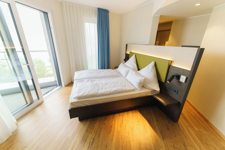 Bedroom 3, EinsteinHotel am Römerpark, Mayen-Koblenz