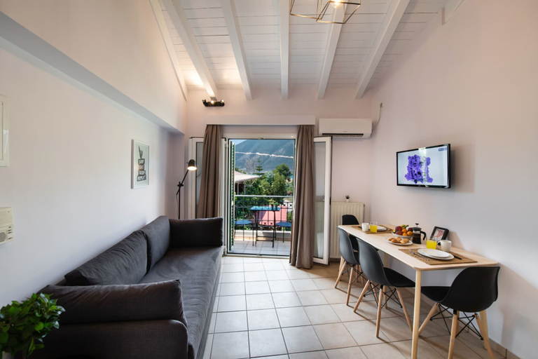 Others 4, Drakatos Apartment 1B, Ionian Islands