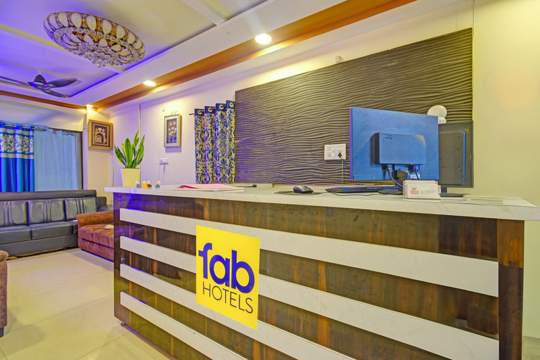 Reception 3, Fabhotel White Ridge, Ranga Reddy