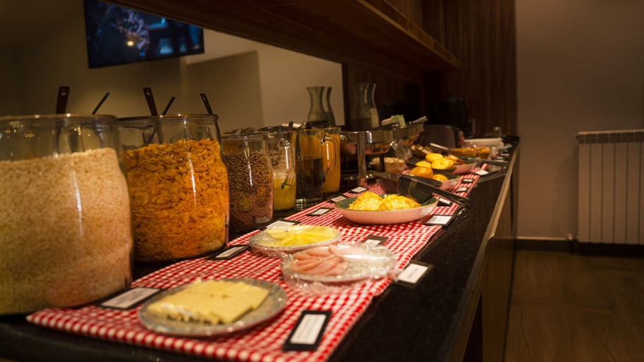 Food & Drinks 5, Coscaña Uyuni Hotel, Antonio Quijarro