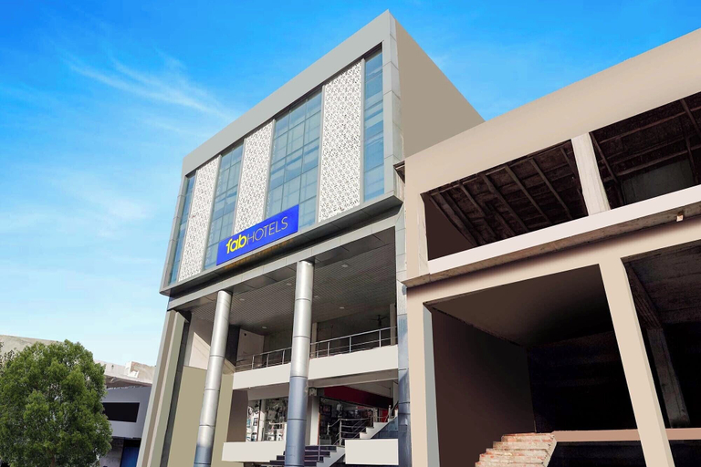 Exterior 1, Fabhotel Golden Inn, Gautam Buddha Nagar