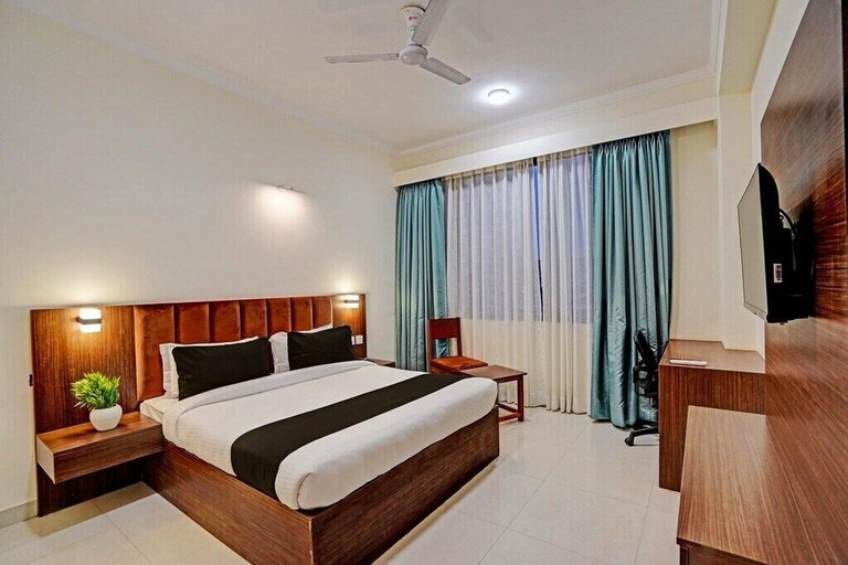 Bedroom 2, Hotel RR Galaxy, Gurgaon