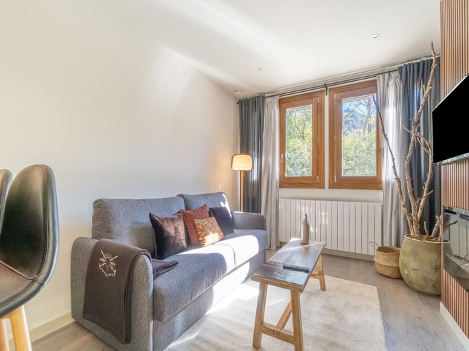 Others 1, Stone Apartment Near Cerler Ski Resort, Huesca