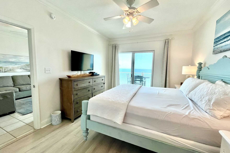 Room 3, Crystal Shores1006 2 Bedroom Condo by RedAwning, Baldwin