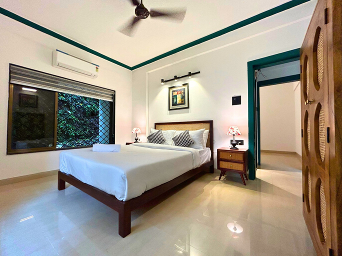 Room 3, StayLeisurely Boutique suites Lonavala, Pune