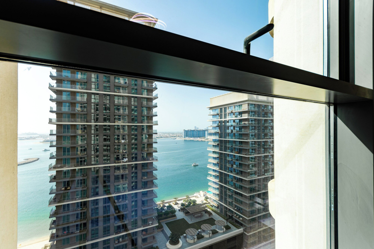 View from room 5, Marina Vista Residences - Dubai Marina, Dubai