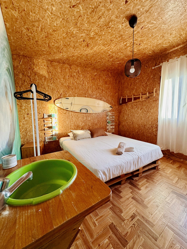 Bathroom 3, Eco Hostel - Tribo da Praia, Peniche