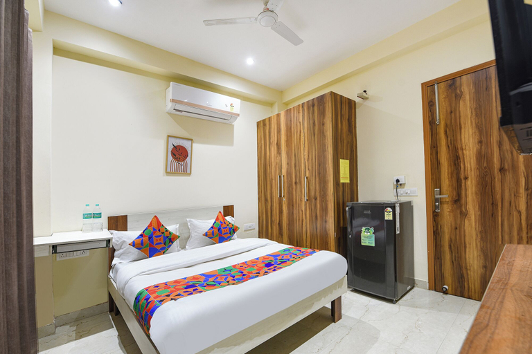 Room 5, Fabhotel Sunshine, Gurgaon
