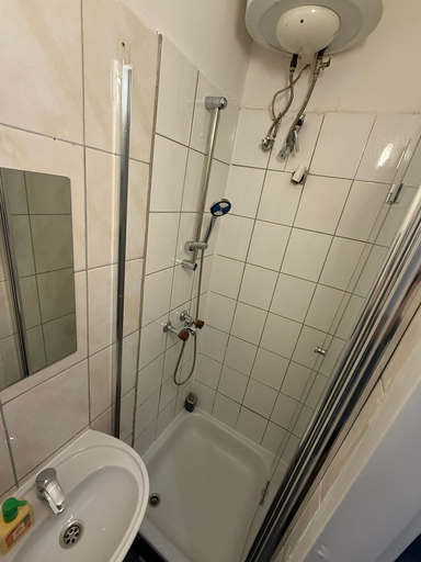 Bathroom 5, Stylish 1BR Apt  Walk to Schonbrunn, Wien