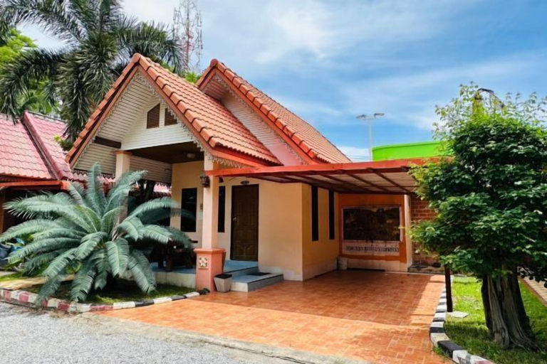 Exterior 2, Bussaba Resort Home, Muang Rayong