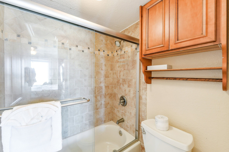 Bathroom 2, Seascape 1108 2 Bedroom Condo by RedAwning, Galveston