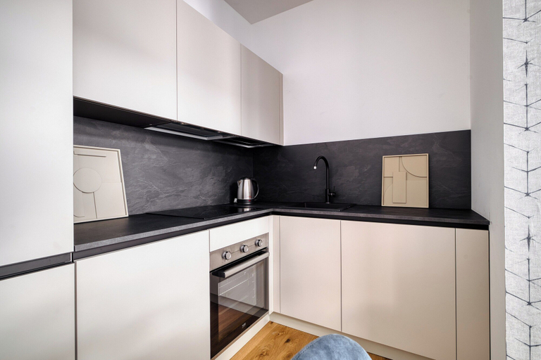 Private kitchen 3, Modern 1-Bedroom Flat in Central Milan, Milano
