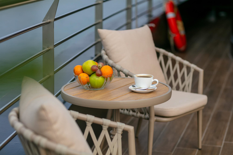 Terrace/patio 4, Calista Luxury Cruise, Hạ Long