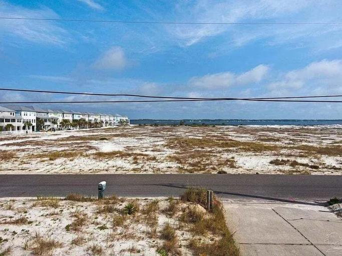 Miscellaneous, Seaside Bungalow 1 Bedroom Home, Escambia