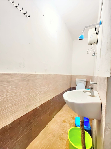 Bathroom, Hotel Shri Mate Guest House, Faizabad