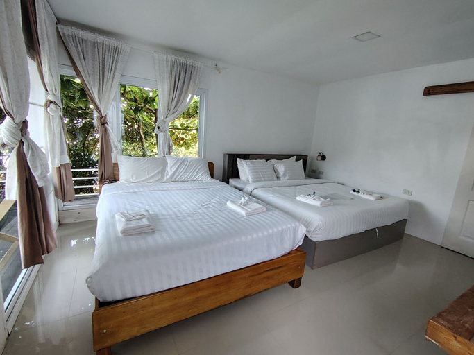 Room 5, White house bailan resort, Koh Chang