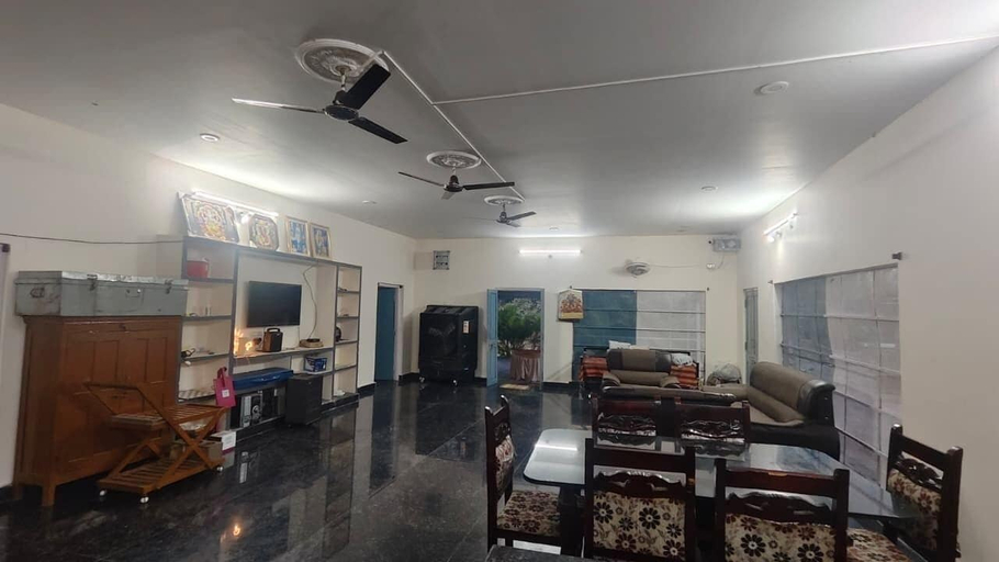 Living area 4, RoHans Farmstay & Events, Nalgonda
