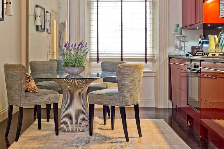 Others 5, Charming 1 Bed Flat, Chelsea, London