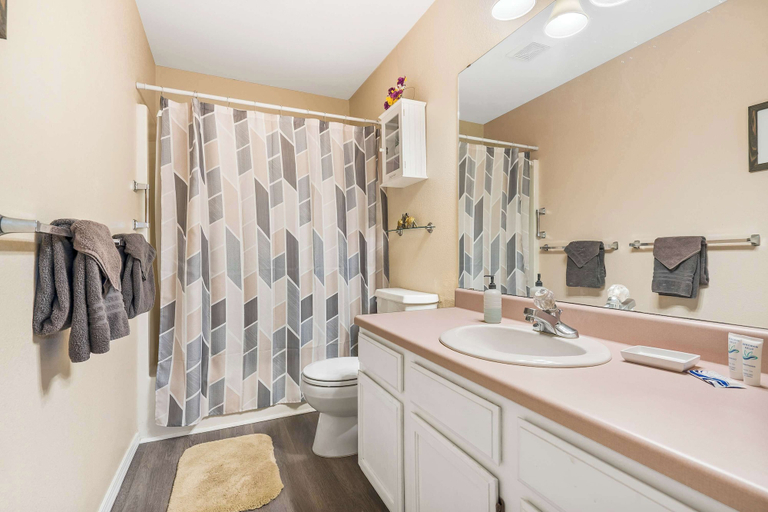 Bathroom 3, Stunning Water View Pet Friendly, Indoor Pool, Taney
