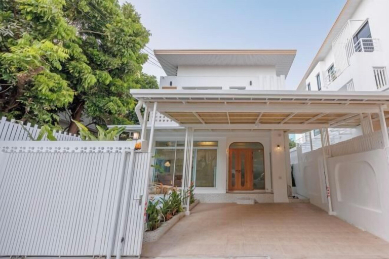 Exterior 4, Bangkok four bedroom pool villa, Wattana