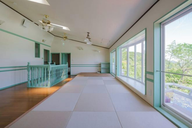 Interior 4, NOSTALGIA NASA, Kaiyō