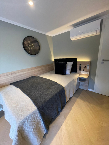 Room 4, Five Studios - Premium Rooms, Kaiserslautern