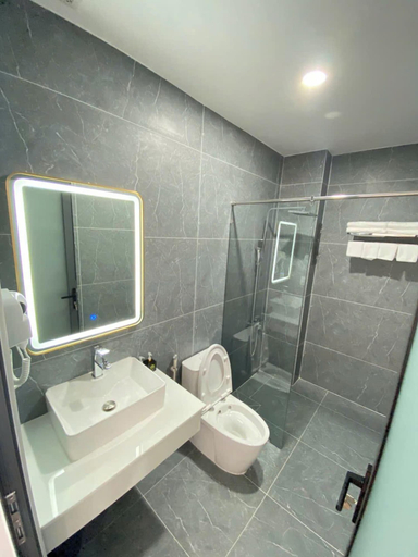 Bathroom 5, Golden Hotel SG by BAY LUXURY, Gò Vấp