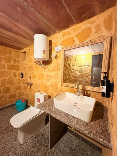 Bathroom 2, Kalp Desert Camp, Jaisalmer