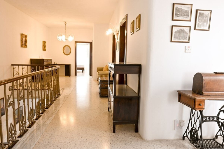 Interior detail 4, 7 MEDITERRANEA VILLA, Saint Paul's Bay