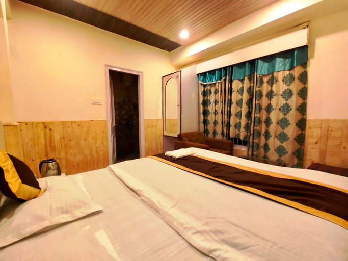 Bedroom 4, Hotel Shorya Regency Shimla, Shimla