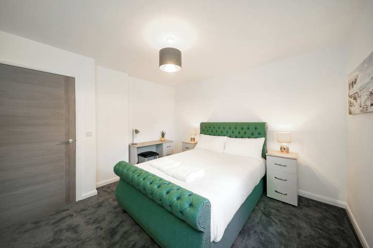 Room, Erskine & Gibson Apartments, Angus