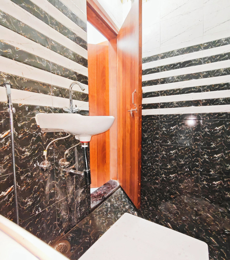 Bathroom 4, Hotel Royal Krishna, Gorakhpur