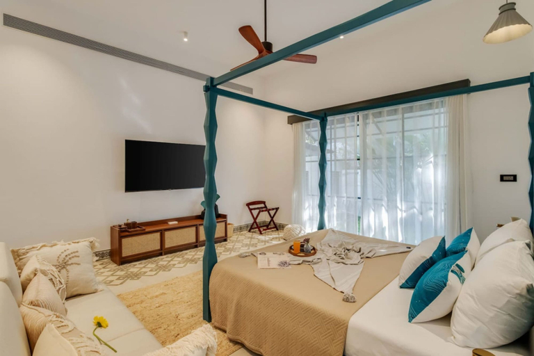Room 5, Lux 3BR Villa in Siolim 4km to Beach Wadi House, North Goa