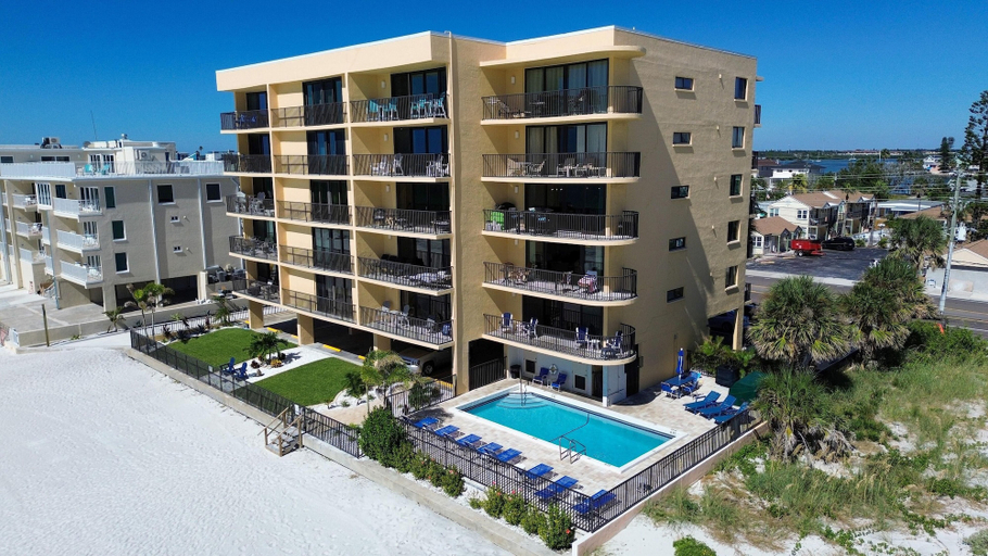 Exterior & Views 2, Trillium 4C - Premier, Pinellas