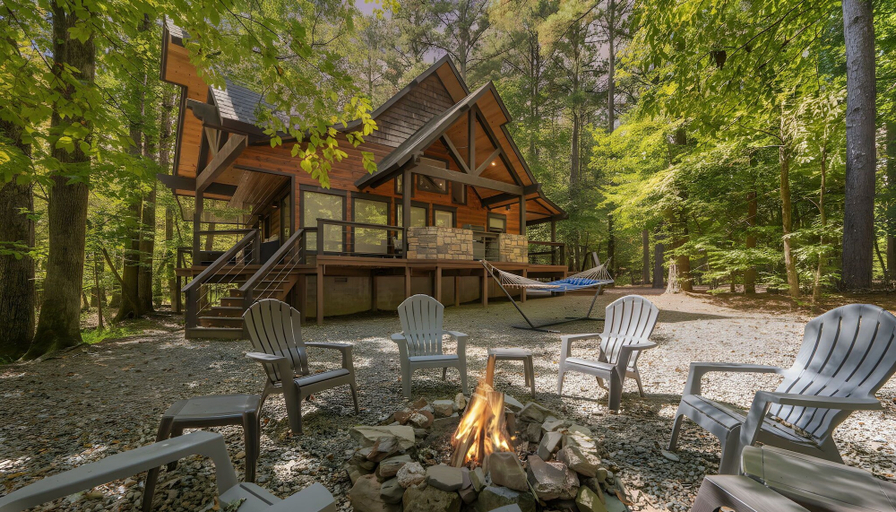 Property grounds 3, Silverbrook Cabin for 4, McCurtain