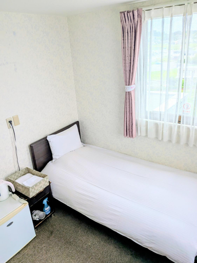 Bedroom 3, Sakura Hotel Oami, Ōamishirasato