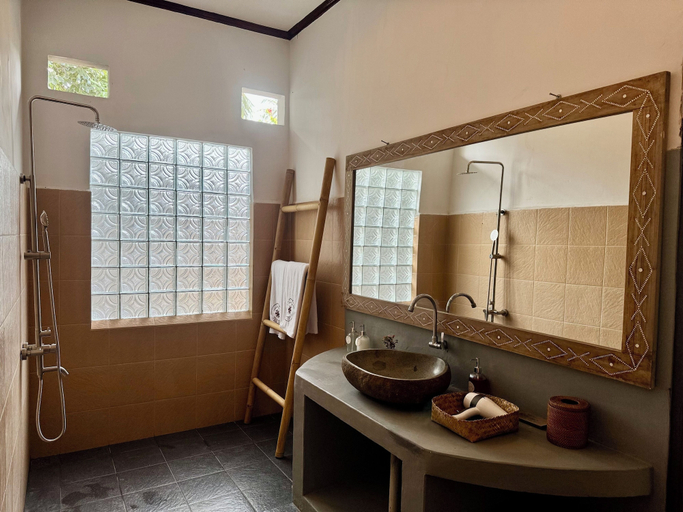 Bathroom 3, Sasak Garden HomeStay, Lombok