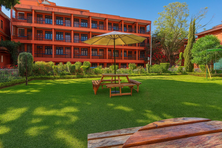 Exterior & Views 2, Hotel Vivek, The Nilgiris