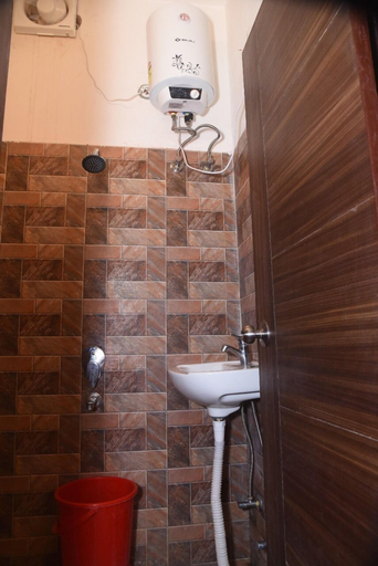 Bathroom 3, HOTEL DIAMOND VIHAR BIHAR, Nalanda