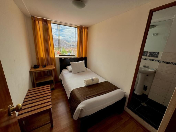 Room 5, Hostal El Auqui, Cusco