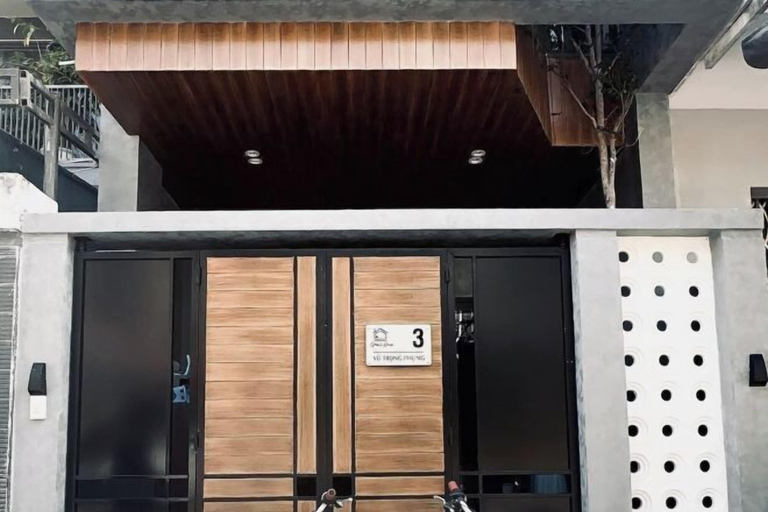 Exterior 4, GomiHouse-Cozy-4BRs-5 'to Lotte Mart- jacuzzi pool, Da Nang