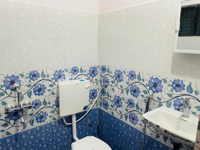 Bathroom 2, Zivo Stays Guest House Rethibowli, Hyderabad