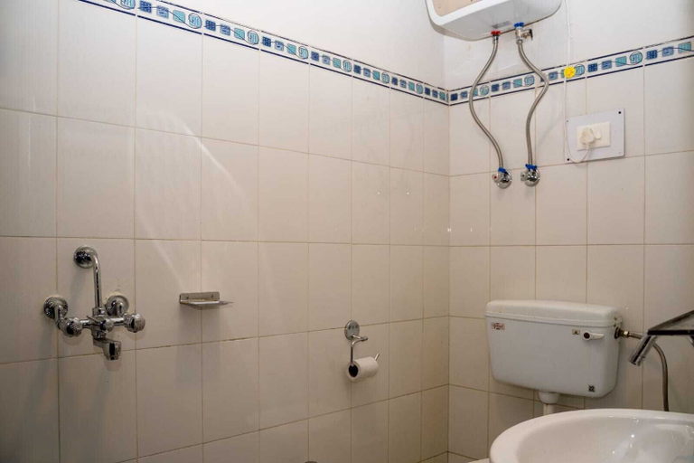Bathroom 3, Hotel Zi, East Sikkim