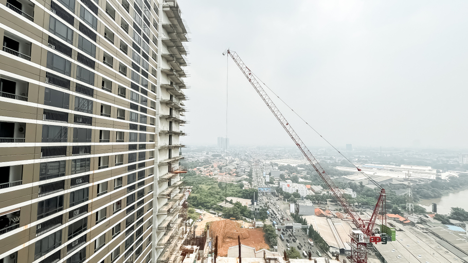 Others 3, Restful and Modern Studio at Collins Boulevard Apartment By Travelio, Tangerang