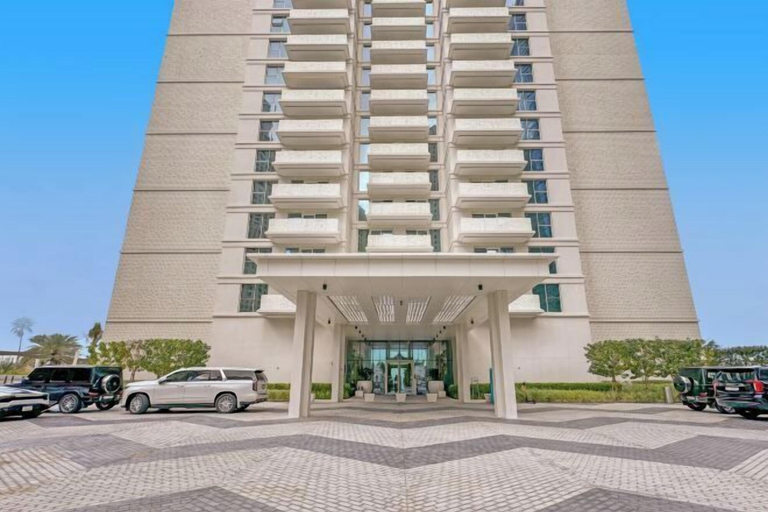 Exterior 3, bnbme Panoramic Vws in JBR w/ 5-Star Amenities, Dubai