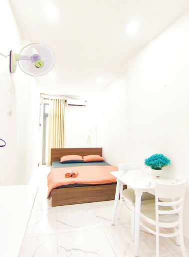 Room 3, Kim's Studio District 1, District 1