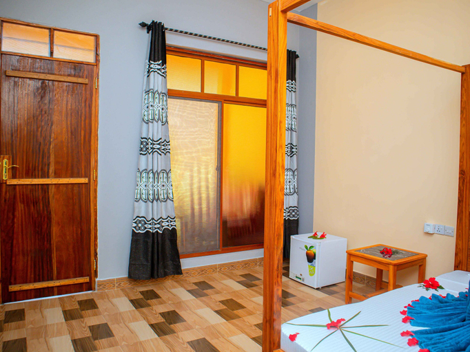 Room 3, Tumaini Bungalows, Kaskazini 'A'