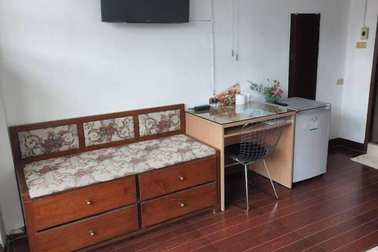 Interior 5, Noy's House, Lak Si