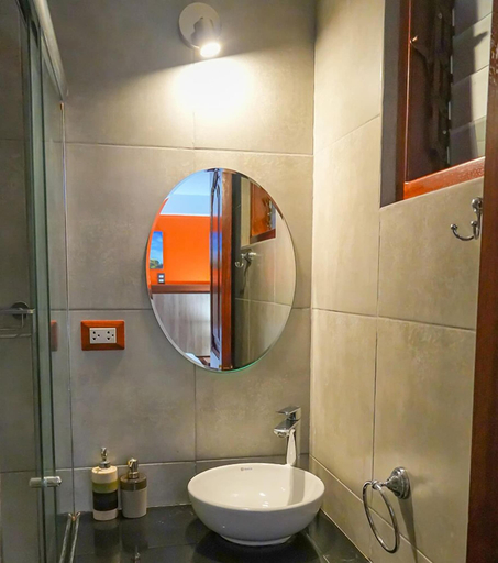 Bathroom 3, Cocatambo, Urubamba