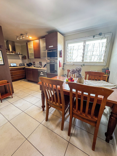 Private kitchen 3, Paterson Skywalk & Bush Bedroom, Dungog